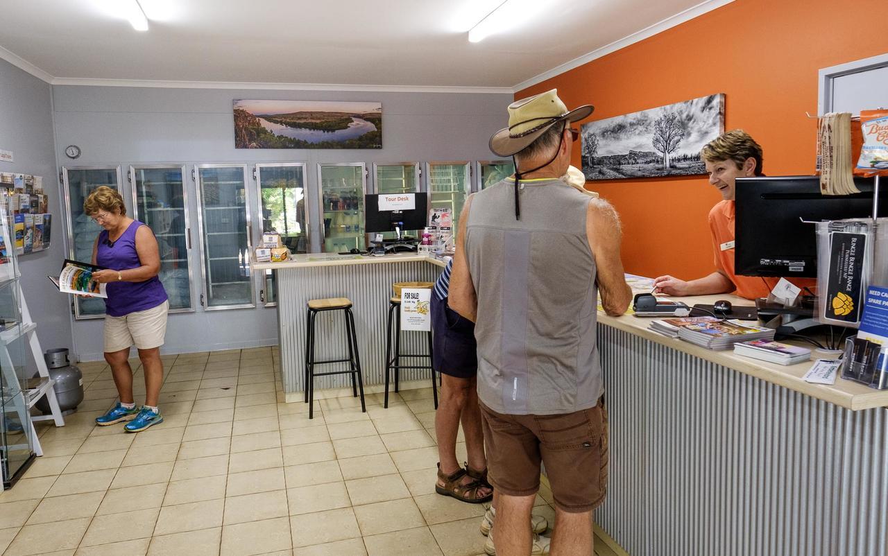 Kimberleyland Waterfront Holiday Park Kununurra Exterior foto
